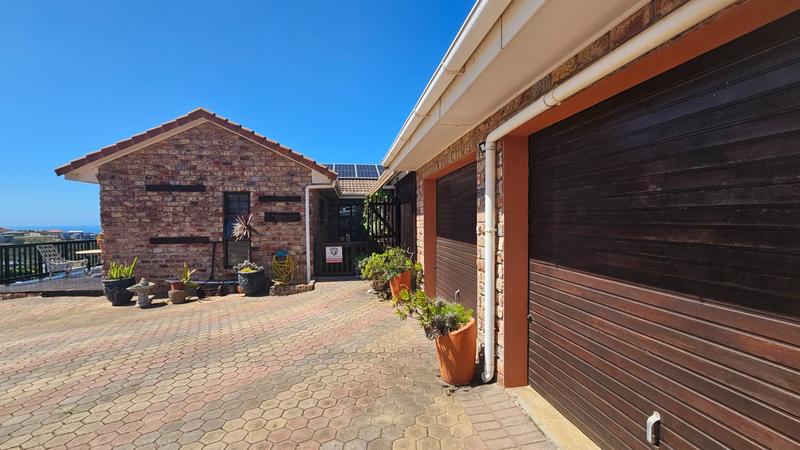 4 Bedroom Property for Sale in Dana Bay Western Cape